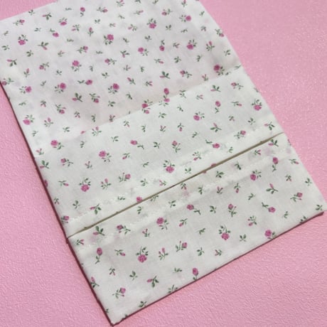 Tissue pouch