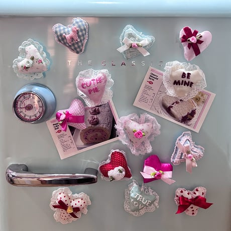 CANDY BOX magnet