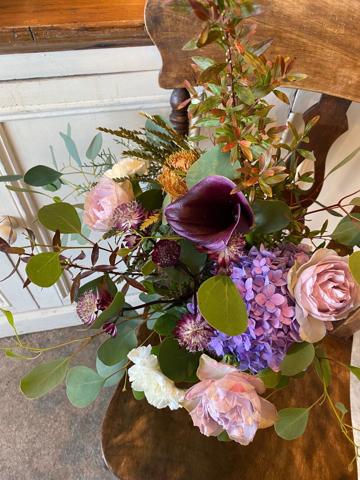 【世界のお花の定期便】月×2回の1年分のブーケ。 定期便】世界の花のある暮らし | 世界の花屋