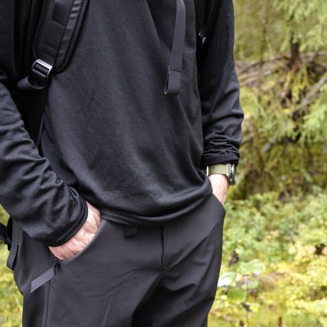 HYBRID MERINO LIGHT L/S T-SHIRT by HINOKO - indigo