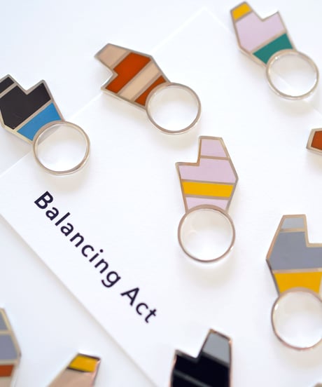 VOYAGE, a vertical and two faced enamel ring, VYG_008