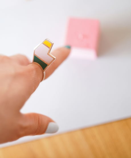 VOYAGE, a vertical and two faced enamel ring, VYG_014