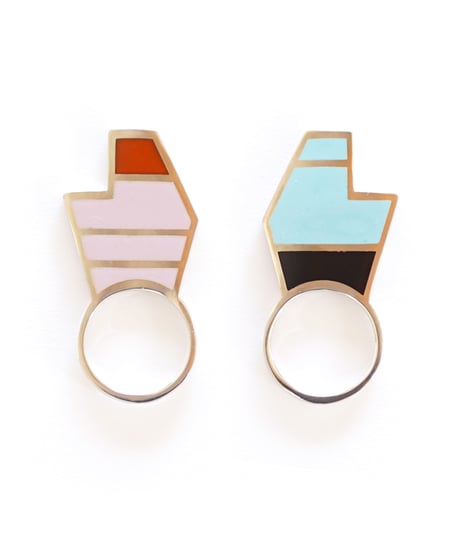 VOYAGE, a vertical and two faced enamel ring, VYG_014