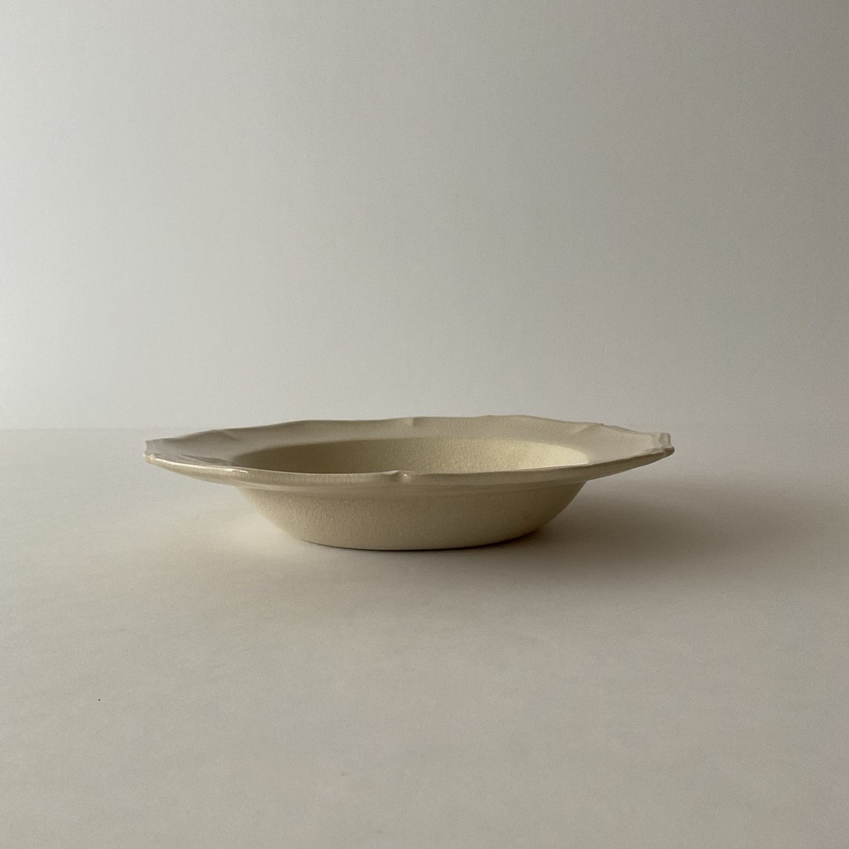 田中直純 貫入輪花リム深皿 | gallery1188