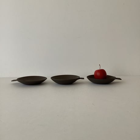 大村剛　黒手付小皿