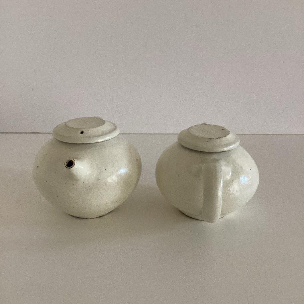 小山 乃文彦氏作品　粉引きポット 小山乃文彦 粉引 ポット ｜くらすこと オンラインストア