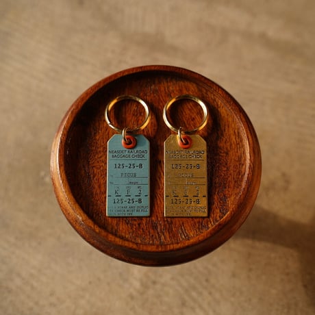 Old Travel Luggage Tag Key Ring