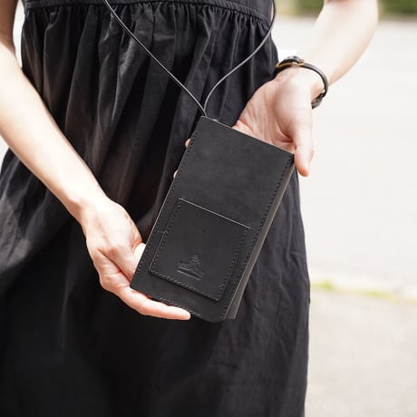 本革のスマホ（サングラス）ポーチ