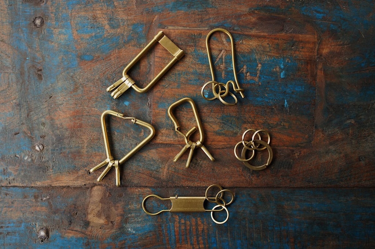 新品 ヤンチェオンテンバール  Key Ring キーホルダー ヤンチェ コの字】BRASS PARTS KEY RING HOLDER - 真鍮キーリング | BR