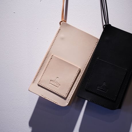 本革のスマホ（サングラス）ポーチ