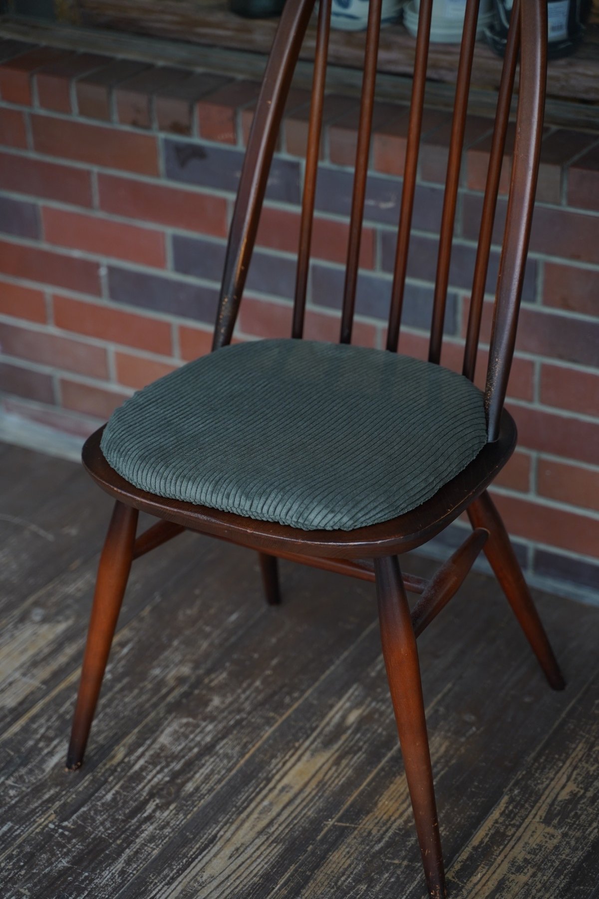 ERCOL Corduroy Chair Pad（アーコール チェアパッド） | BREMEN