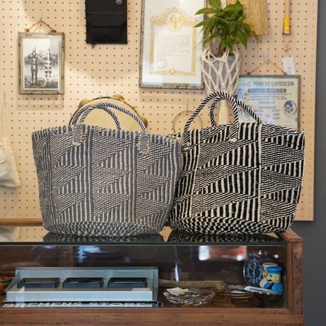 Short handle Sisal bag from Kenya (Black)