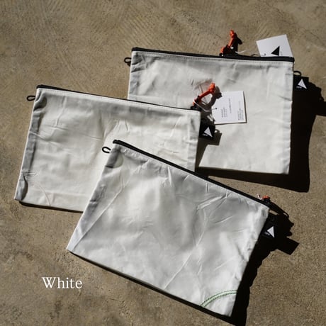 upcycled airbag sacoche pouch - エアバッグ生地のサコッシュポーチ