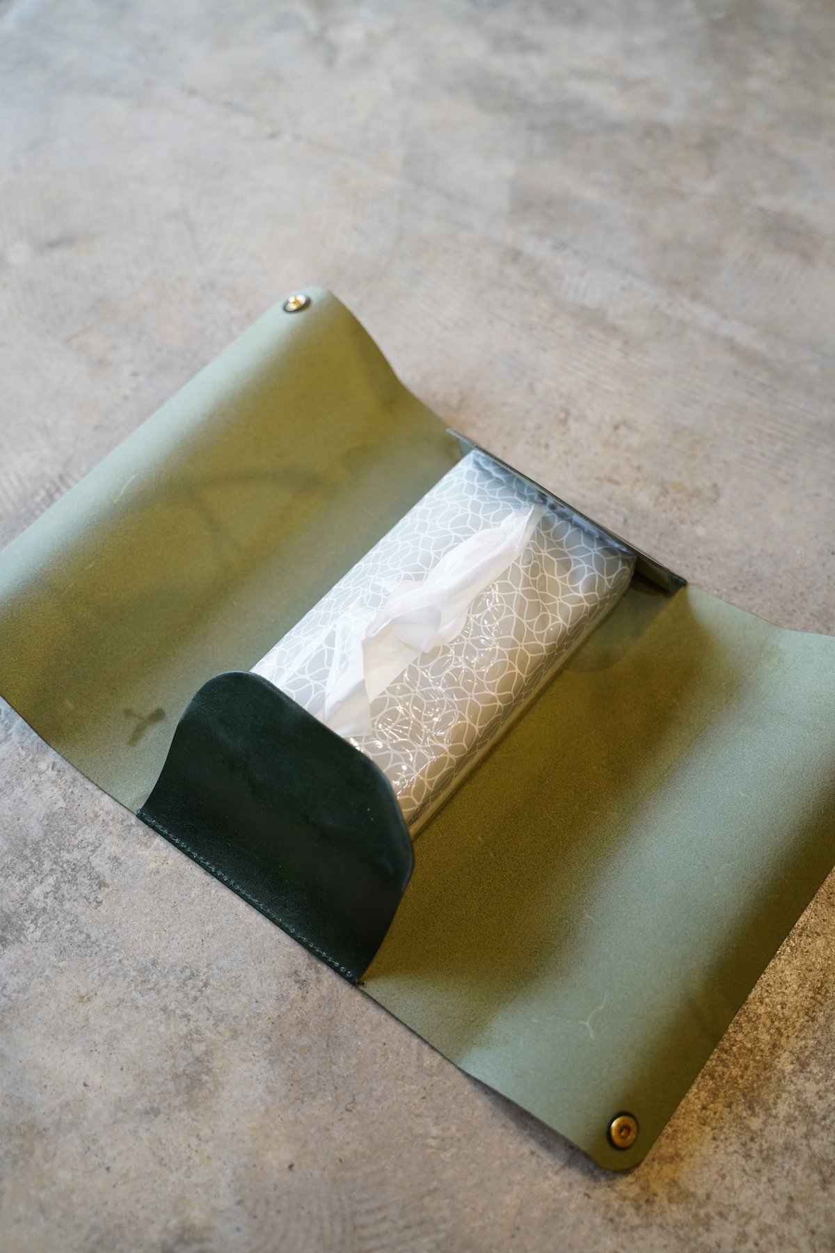 ティシュケース Leather Tissue Case Cover - 本革ティッシュケースカバー | BRE
