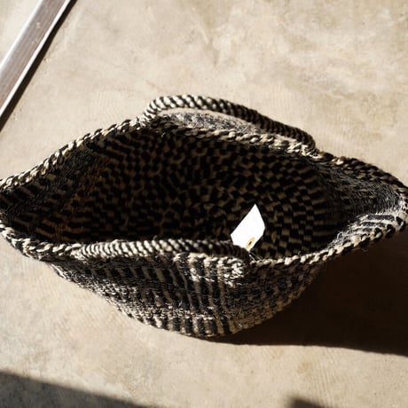 Short handle Sisal bag from Kenya (Black)