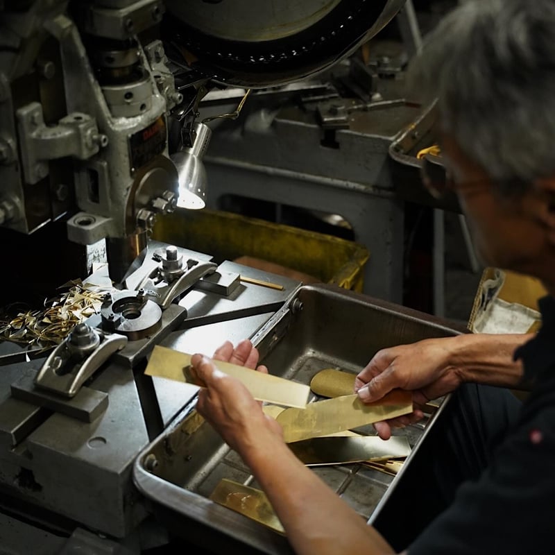 安全ピン型】BRASS PARTS KEY RING HOLDER - 真鍮キーリング |