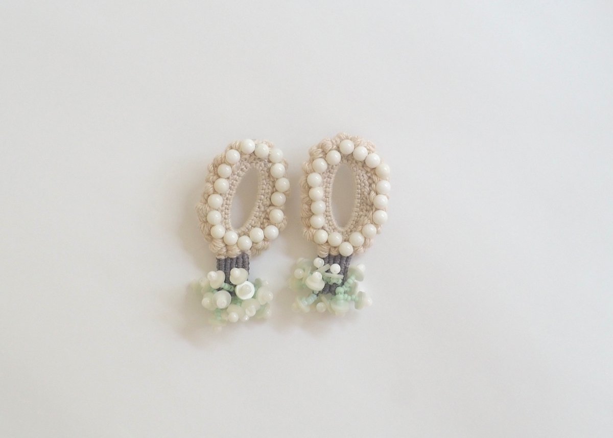 pierce/ovo/green gray | petal