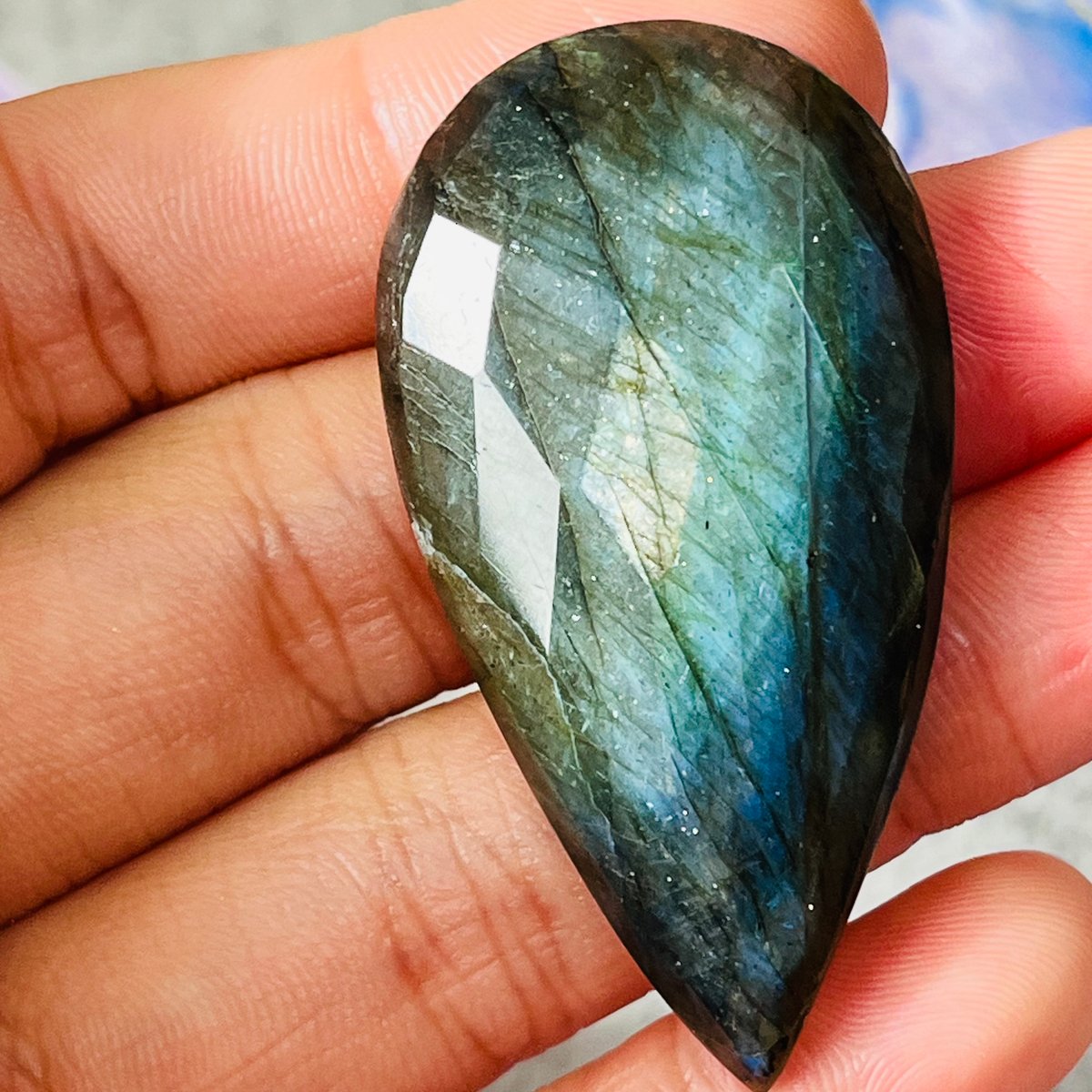 宝石カット ラブラドライト 雫型① | Crystal shop Mayria