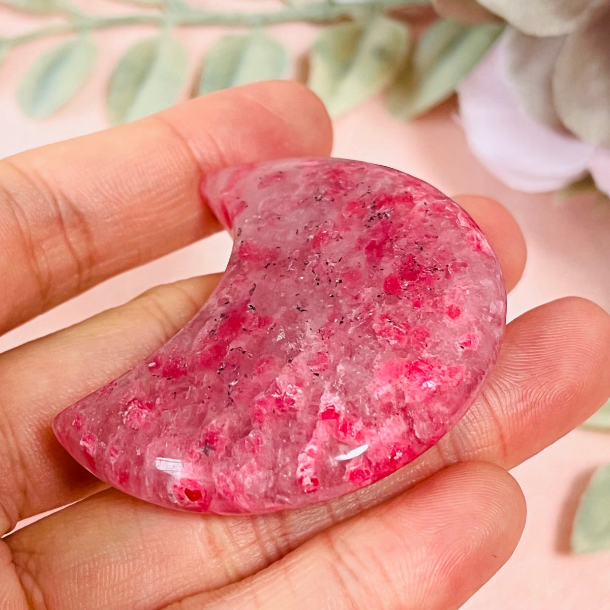 キラキラ ロードナイト・イン・クォーツ ムーン | Crystal shop Mayria