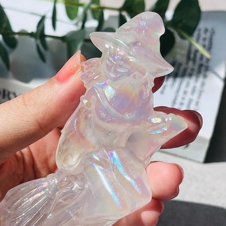 エンジェルオーラ　水晶　魔女