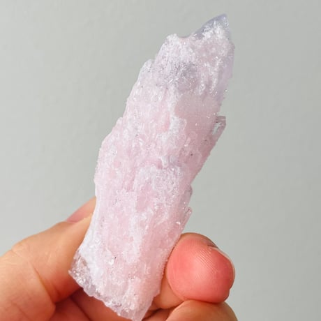 薄桃色　キラキラ　水晶
