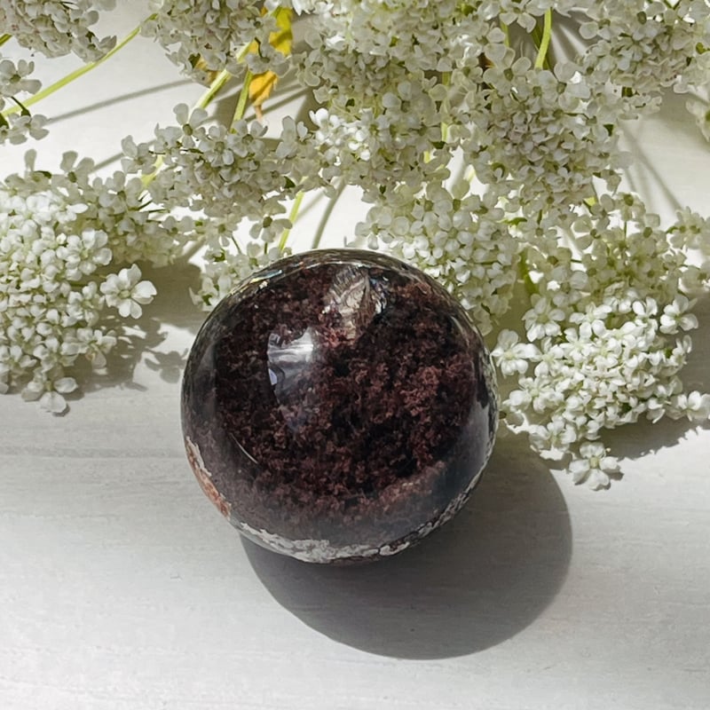 虹がかかっているような🌈✨ ガーデンクォーツスフィア