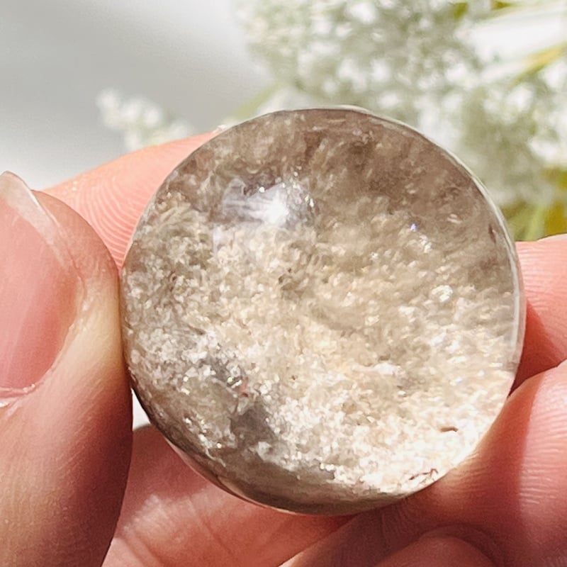 虹入り🌈✨ ホワイトガーデンクォーツスフィア | Crystal shop Mayria