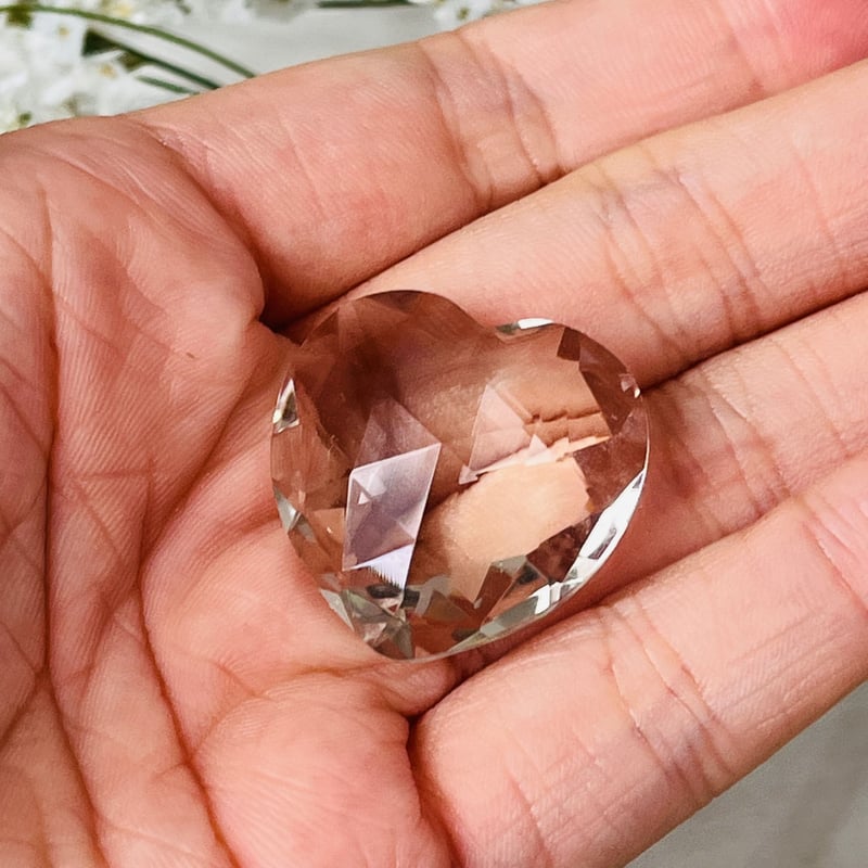 宝石カット スモーキークォーツ ハート | Crystal shop Mayria 宝石カット スモーキークォーツ ハート | Crystal shop Mayria