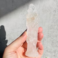 虹キラ🌈✨　水晶　聖母子像