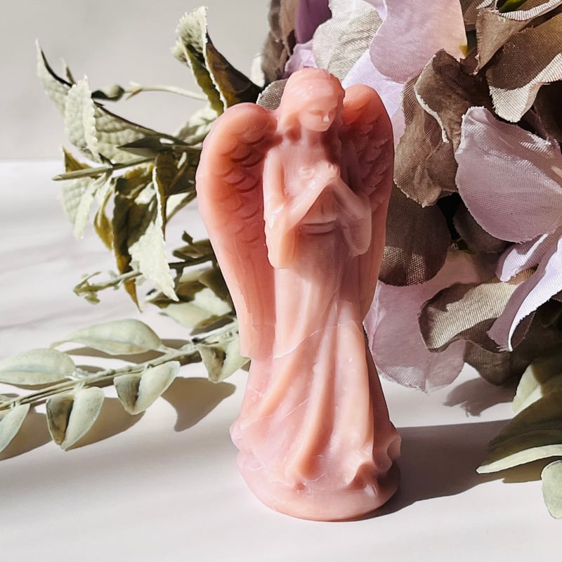 優しいピンク◎ピンクオパール　天使の羽 オブジェ 手彫り一点物 ピンクオパール 厳かな天使 | Crystal shop Mayria