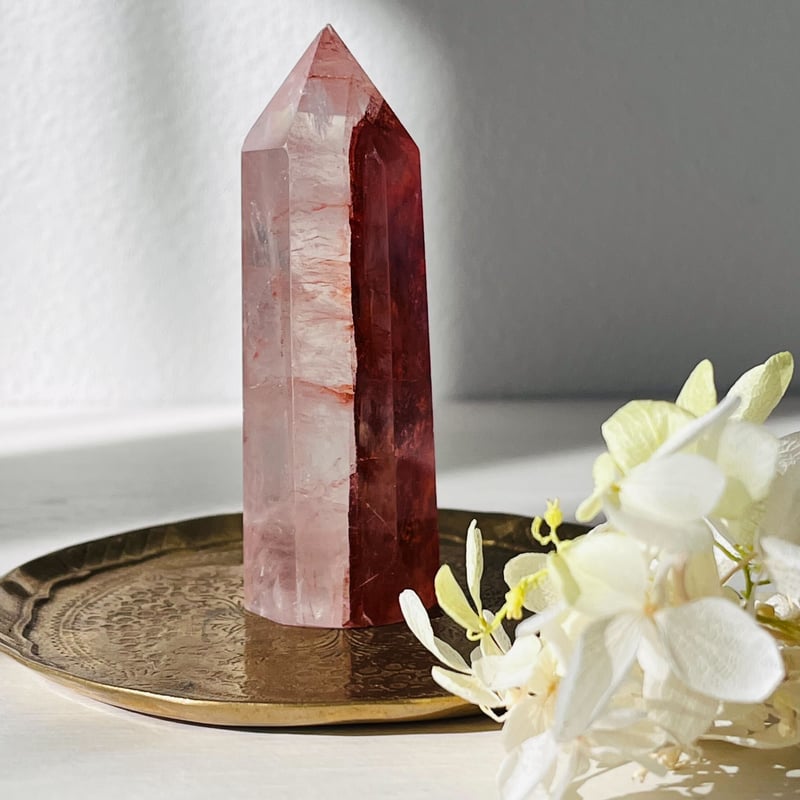虹入り ファイヤークォーツ ポイント | Crystal shop Mayria