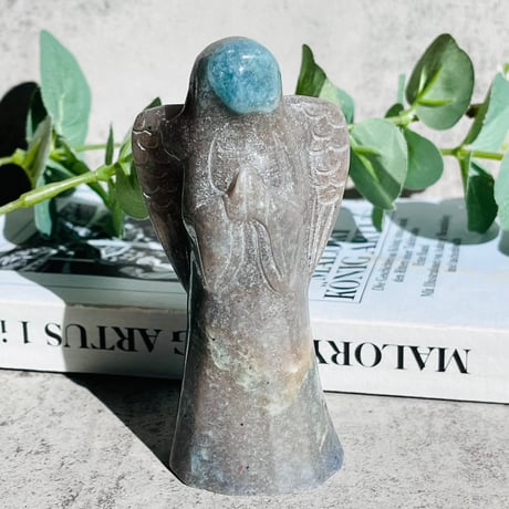 トロレアイト　天使