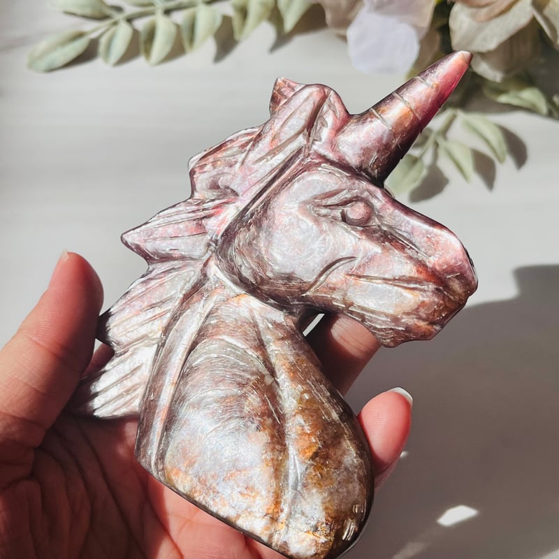 レピドライト　ユニコーン　カービング　彫物　天然石 レピドライト ユニコーン カービング 彫物 天然石