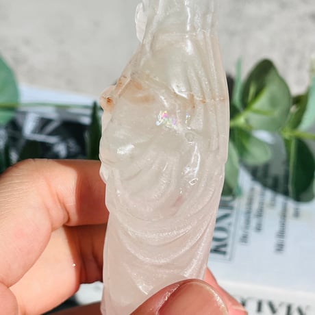 虹キラ🌈✨　水晶　聖母子像