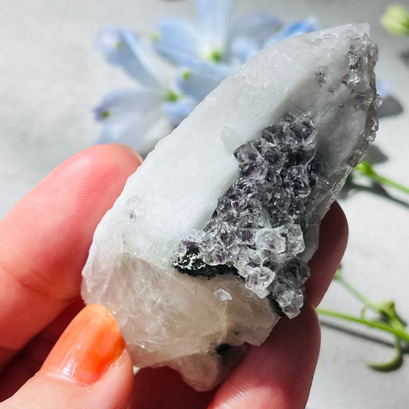 内モンゴル産 ファンタジーホワイトキャンドルクォーツ② | Crystal