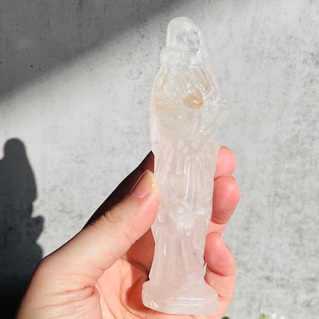 虹キラ🌈✨　水晶　聖母子像