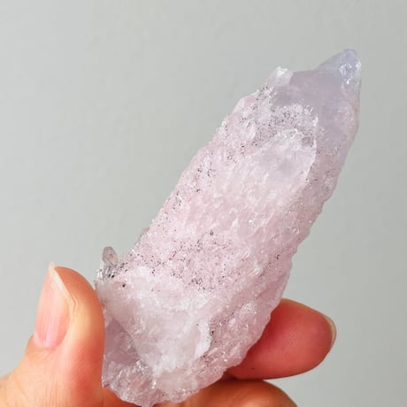 薄桃色　キラキラ　水晶