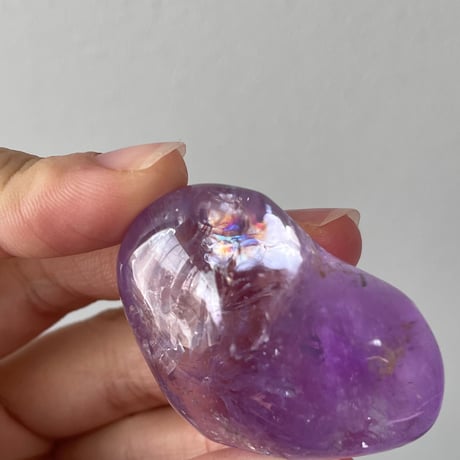 大きな虹入り！　アメジスト　ハート