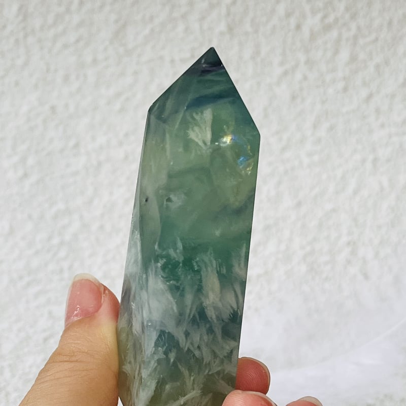 ❸ 虹あり エンジェルフェザーフローライト ポイント 虹入り エンジェルフェザーフローライト ポイント① | Crystal