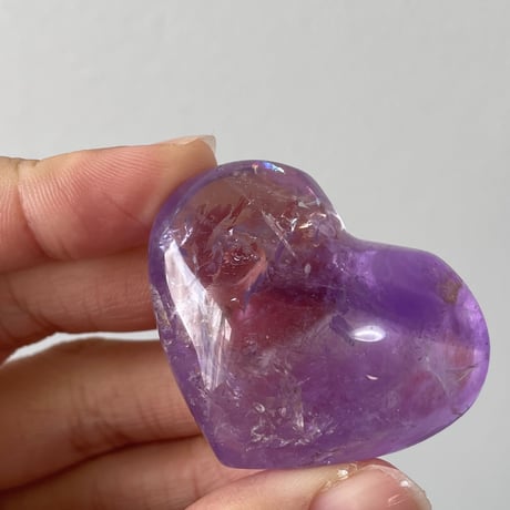 大きな虹入り！　アメジスト　ハート