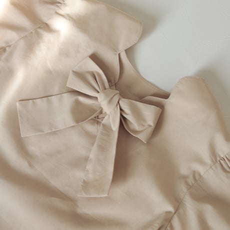 ☑️" LILI " back scallop ribbon romper (Beige) / llonk