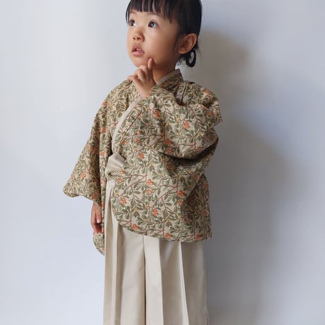 【納期:1〜2週間で発送】袴は4色から選べます。Hand made オリジナル袴 "ARBUTUS Beige" / pieni kukka