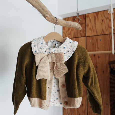 【ラスト１点】Ecru blouse with blue flowers / Emile et Ida