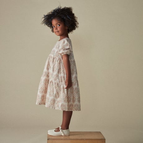 FLORAL WALLPAPER DRESS / COCO AU LAIT