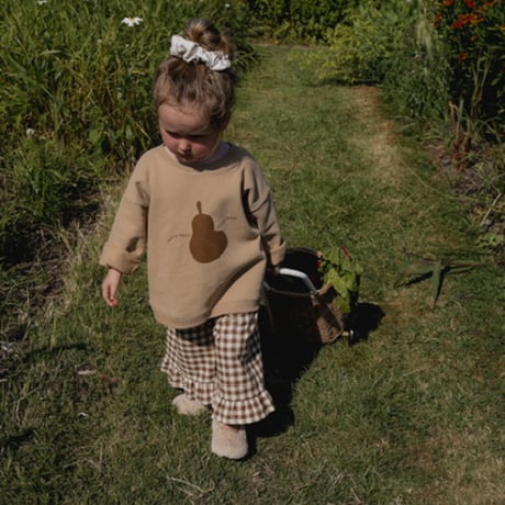 Pear Slogan Sweatshirt / organic zoo