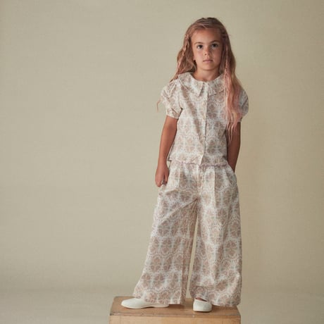 FLORAL WALLPAPER TOP / COCO AU LAIT