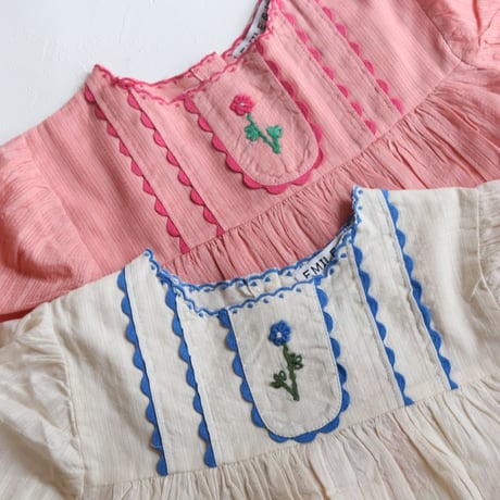 BLOUSE UNIE BRODEE MAIN / Emile et Ida