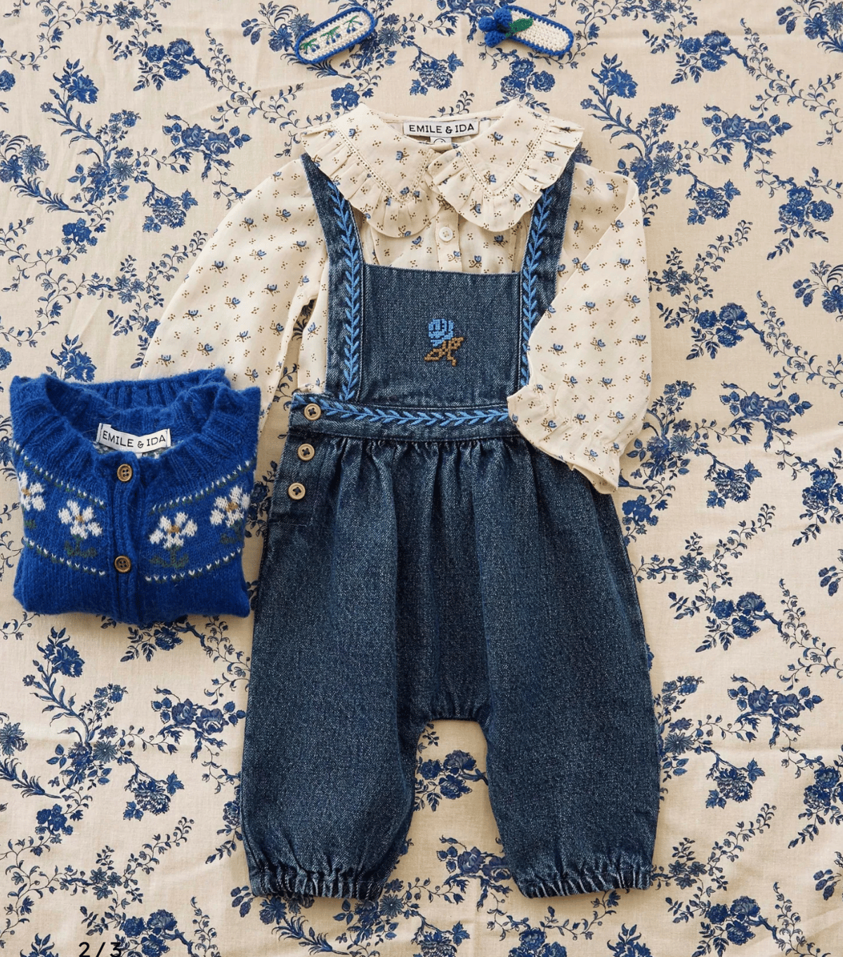 BABY】 Blue denim embroidered overalls / Emile