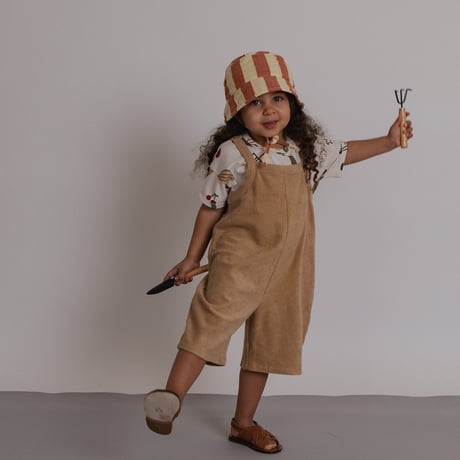 Wheat Terry Cropped Dungarees / organic zoo