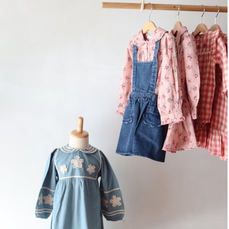 Cotton denim apron dress / Emile et Ida